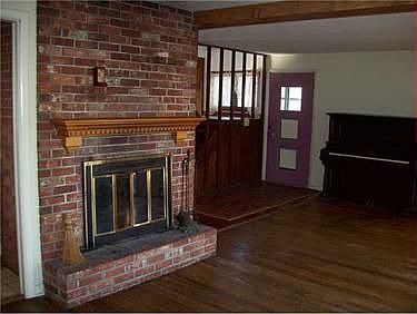 4th image of 9026 Lake Ln