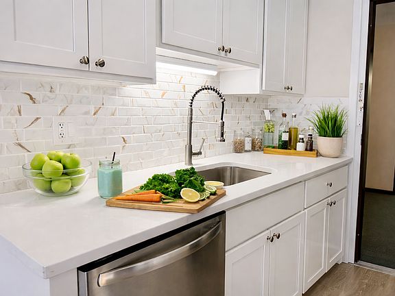5th image of 21 Greenwood St APT 5