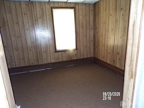 3rd image of 91 4th St