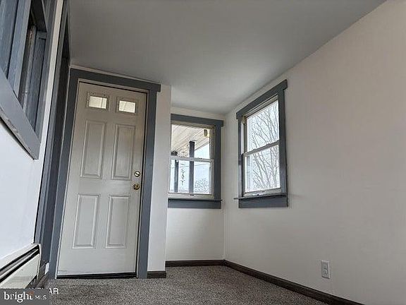 2nd image of 652 E Church St #R