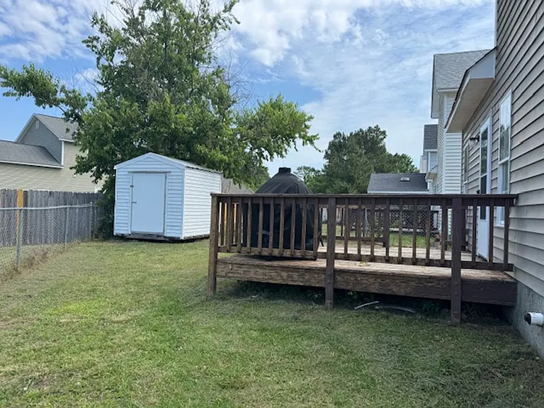 224 Hemlock Dr — Photo 14