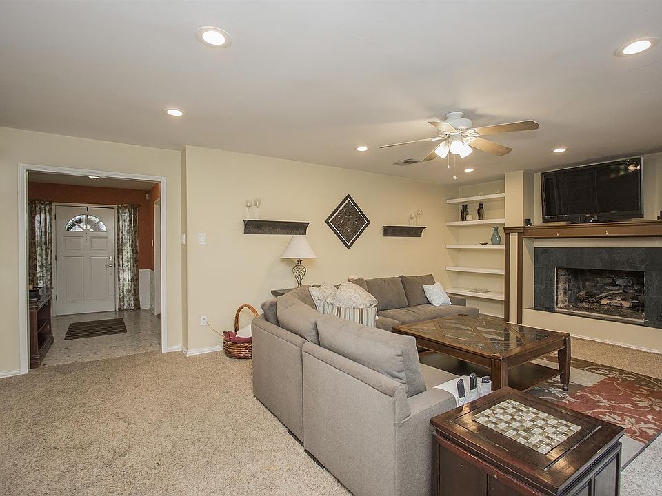 2nd image of 17315 Bent Cypress Dr