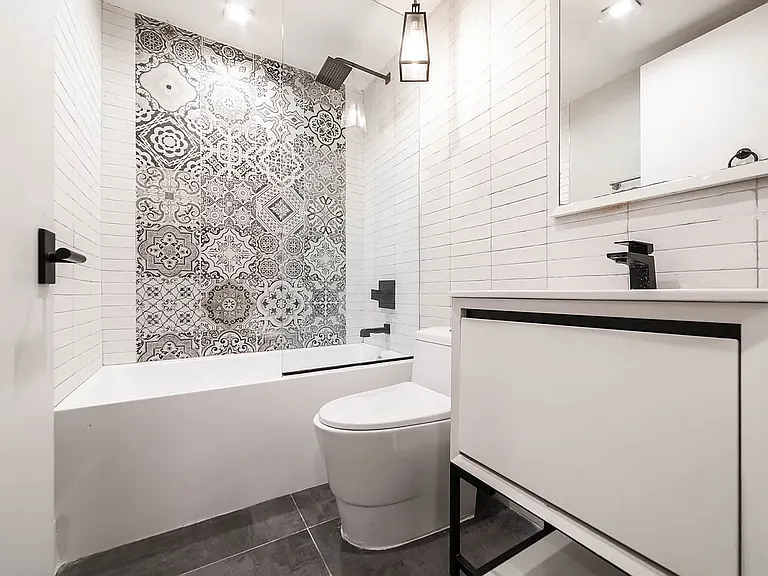 806 Saint Johns Pl #1E — Photo 13