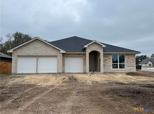 1301 Rylee Ln, Salado, TX 76571