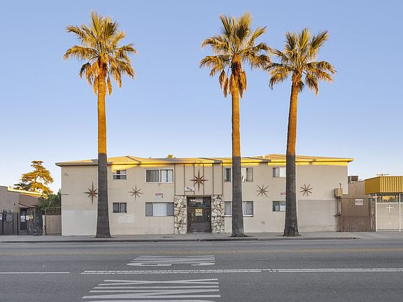 2nd image of 8118 S Western Ave APT 2