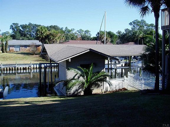 2nd image of 1040 Aquamarine Dr
