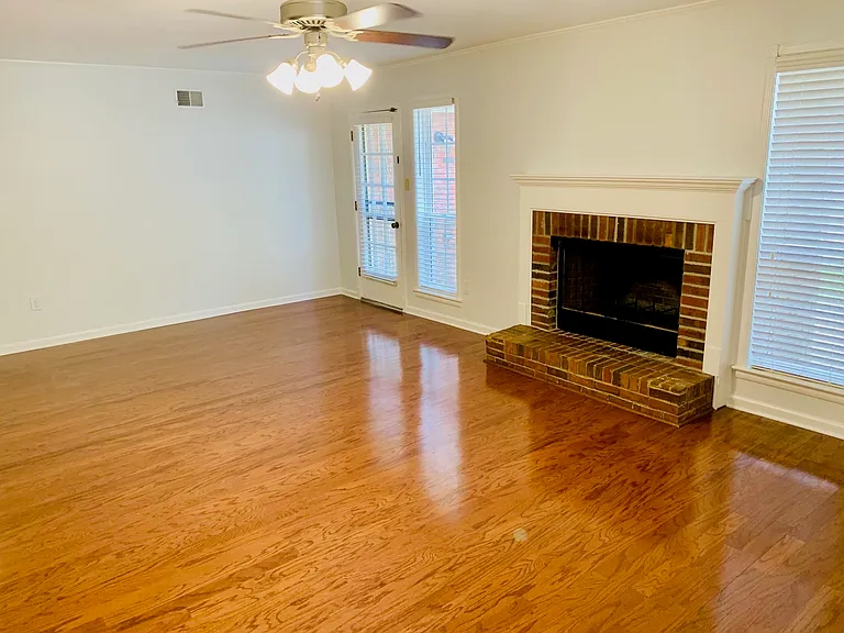 1831 Boulinwood Ln — Photo 3