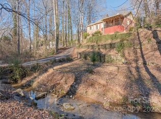 755 E Howard St, Tryon, NC 28782