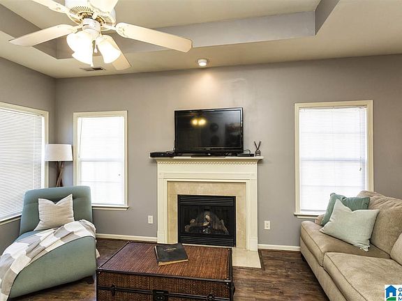 3rd image of 1023 Meriweather Dr