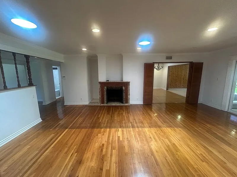 3 bed, 3.0 bath, $6,500 — Photo 4