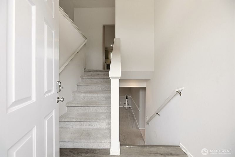 5th image of 1013 Kessler Drive