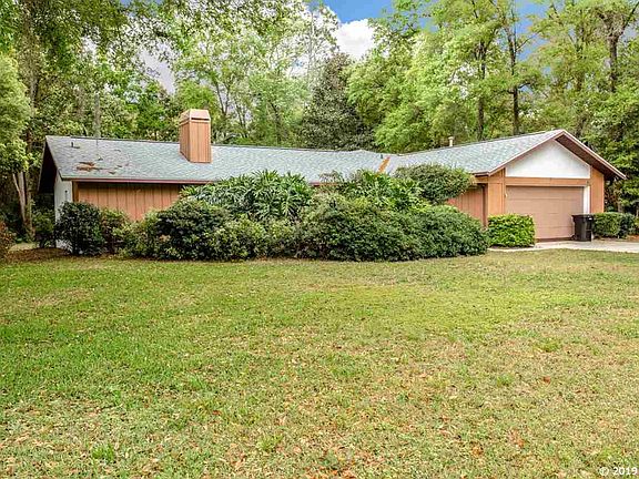 4th image of 3916 NW 20th Ln