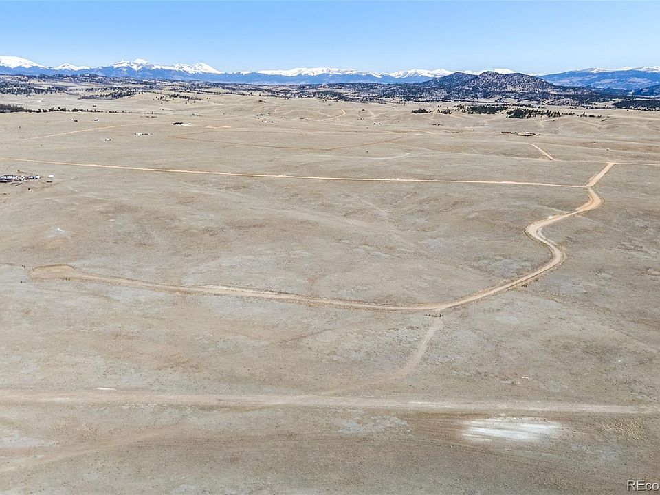 1st image of 3179 Rhyolite Drive