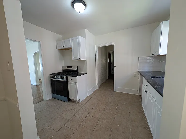 17530 Roselawn St #1 — Photo 9