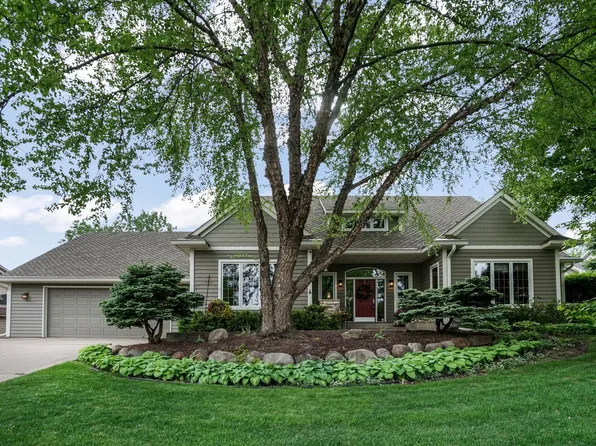 1392 Timberwolf Trl, Lino Lakes, MN 55038