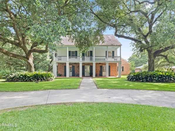 1005 Loreauville Rd, New Iberia, LA 70563