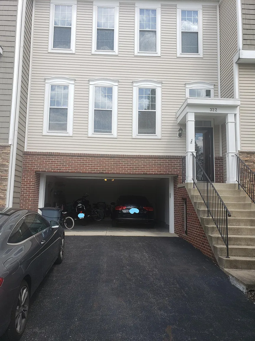 322 Benedetti Ave photo 1