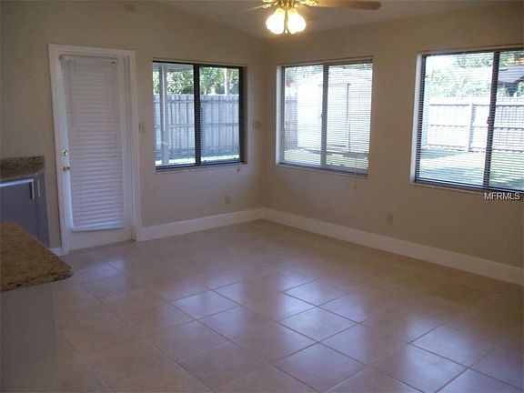 5th image of 1207 Cypress Point E