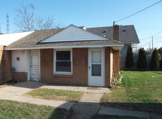 5171 Fenton Rd APT 1, Flint, MI 48507