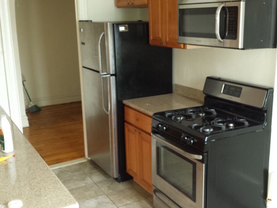 1st image of 3715 27th St APT 3G