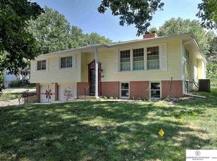 3505 S 107th St, Omaha, NE 68124