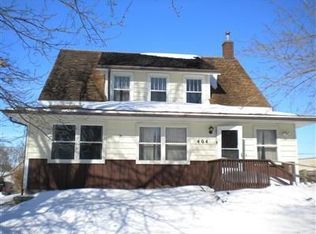 404 4th St, Victor, IA 52347
