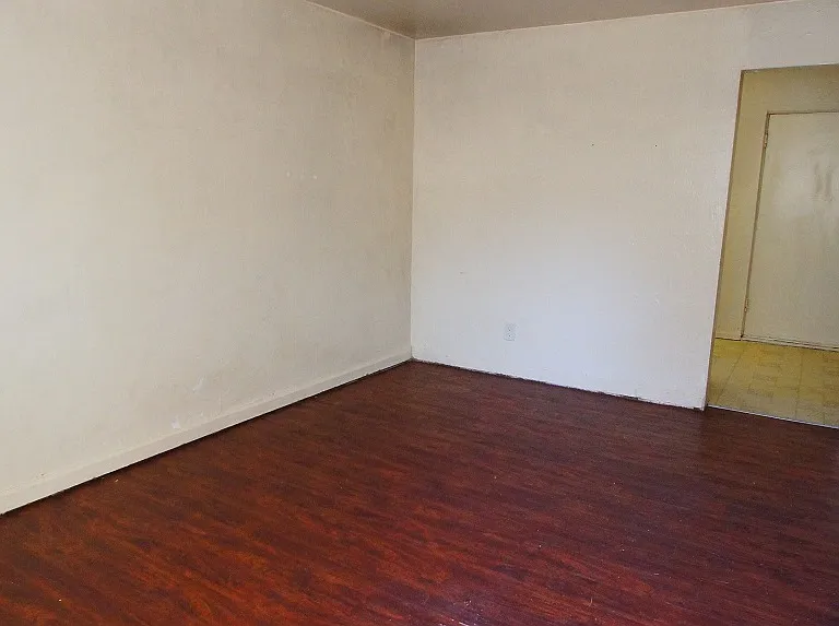 1382-1391 Boston St. — Photo 15