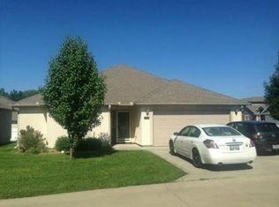 1202 Half Day Dr, Warrensburg, MO 64093