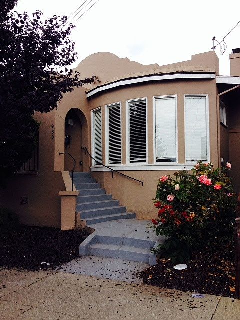 1st image of 930 43rd St