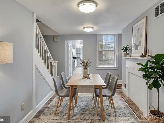 5th image of 659 Portland St