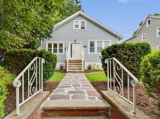 88 Maple St, Teaneck, NJ 07666