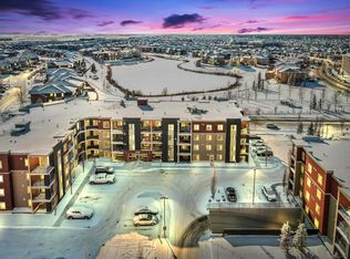 15 N Saddlestone Way NE #102, Calgary, AB T3J 0S3