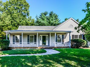 7419 Walnut Wood Dr, Charlotte, NC 28227