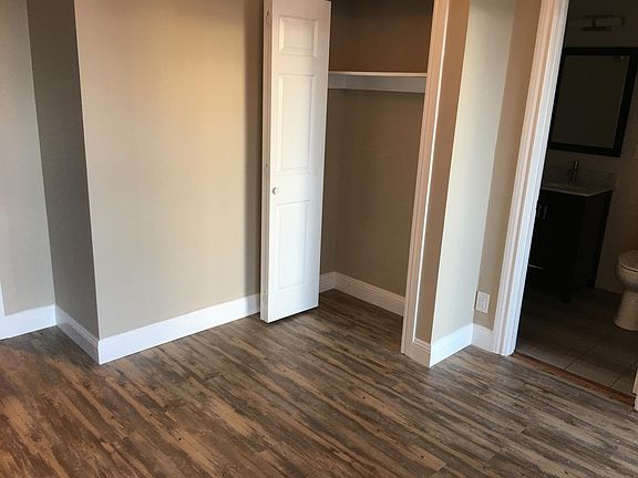 4th image of 500 El Camino Real APT 200