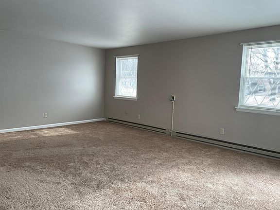 3rd image of 5 Park Lane Ct #5