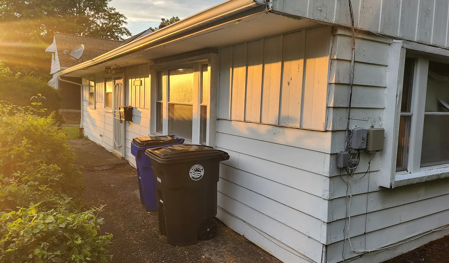 2291 Green Rd, Unit 1 — Photo 2