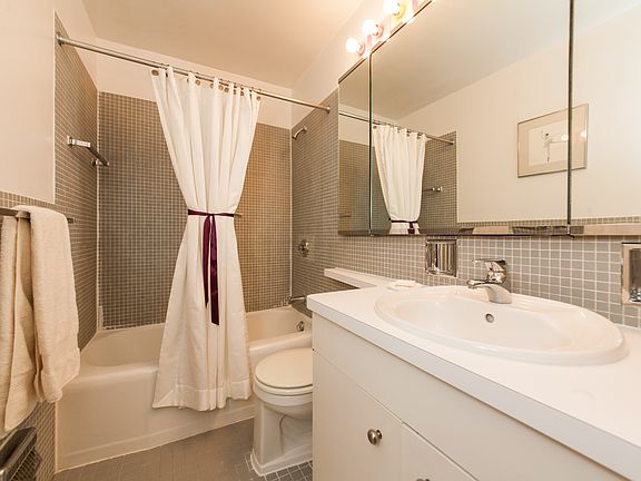 2nd image of 3600 N Lake Shore Dr APT 2420