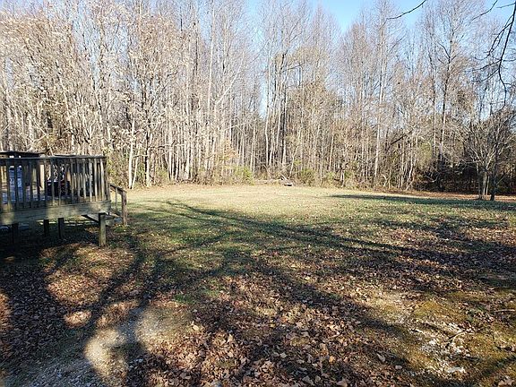 4th image of 1025 Hudson Dr