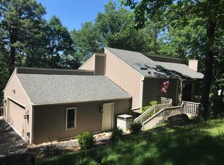 5031 Upland Game Rd, Roanoke, VA 24018