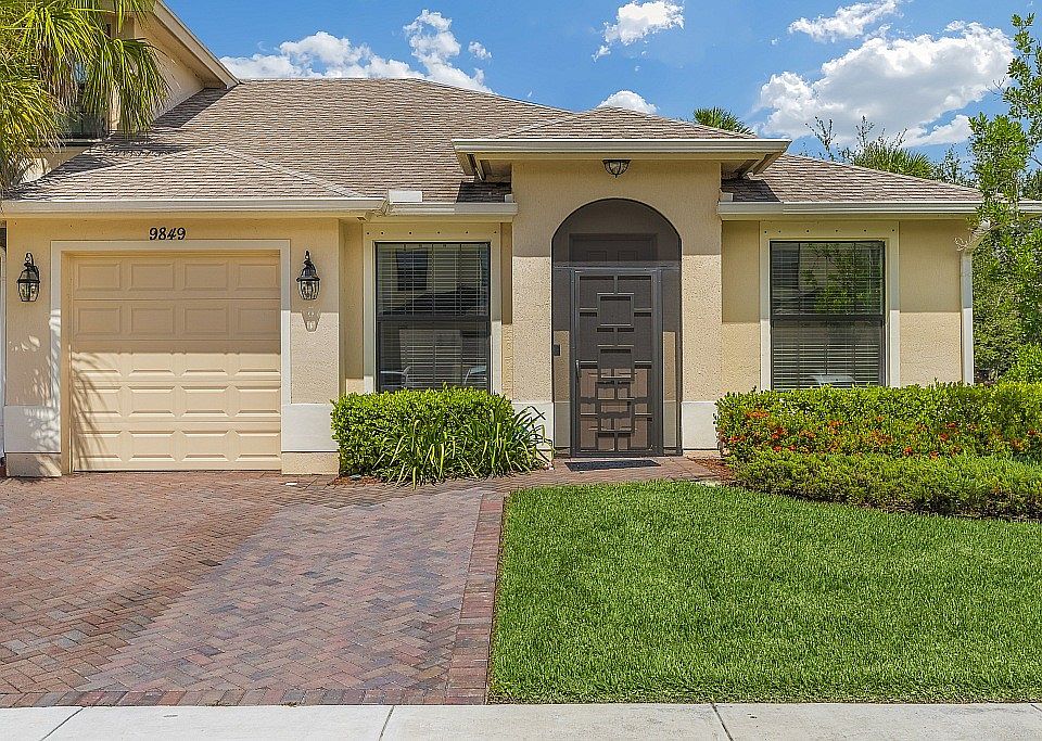1st image of 9849 E Villa Cir