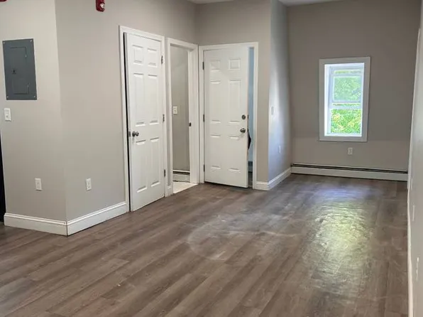 575 Broad St #3, Providence, RI 02907