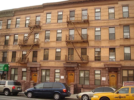 Rented by HOTPROPERTY NYC LLC | media 12