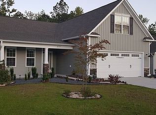 8595 Old Forest Dr NE, Leland, NC 28451