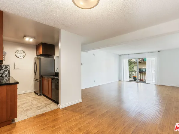 5460 White Oak Ave Unit A211, Los Angeles, CA 91316