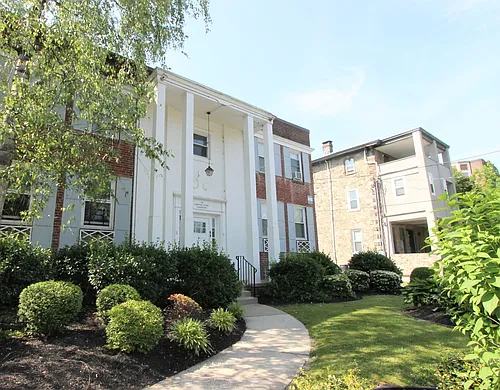 139 W Tulpehocken St Photo 1