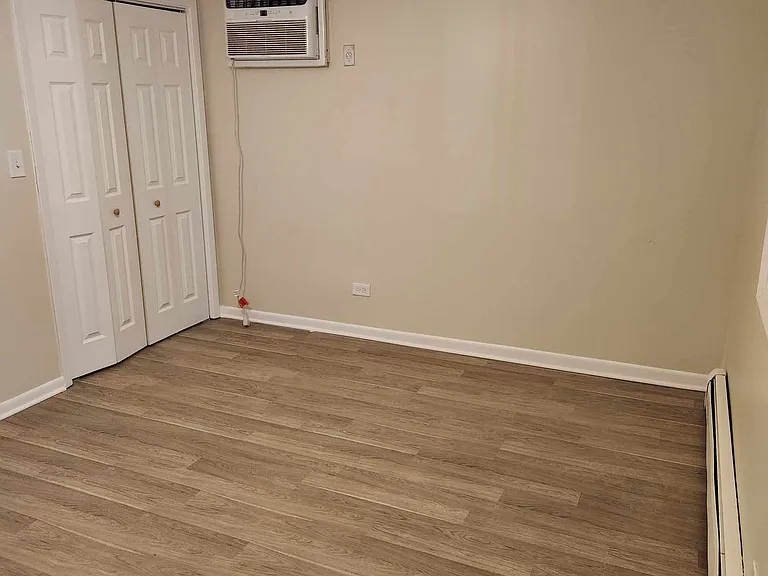 1319 N Baldwin Ct #2D — Photo 12