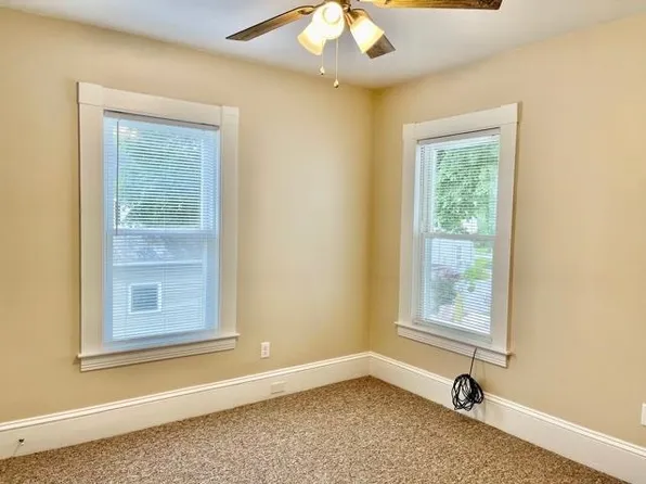 26 Prince St #2, Manchester, NH 03102