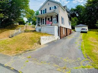 53 Rittenhouse St, Simpson, PA 18407