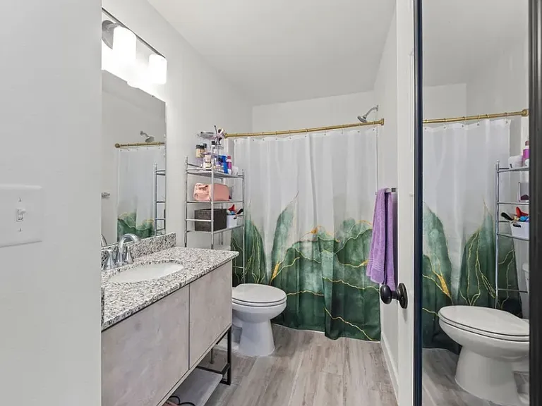 1061 Kentucky Ave — Photo 9