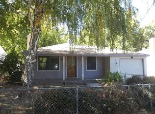2742 Russell St, Redding, CA 96001